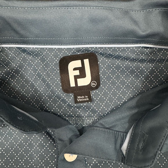 NWOT FootJoy Mens XL Golf Polo - Picture 2 of 4
